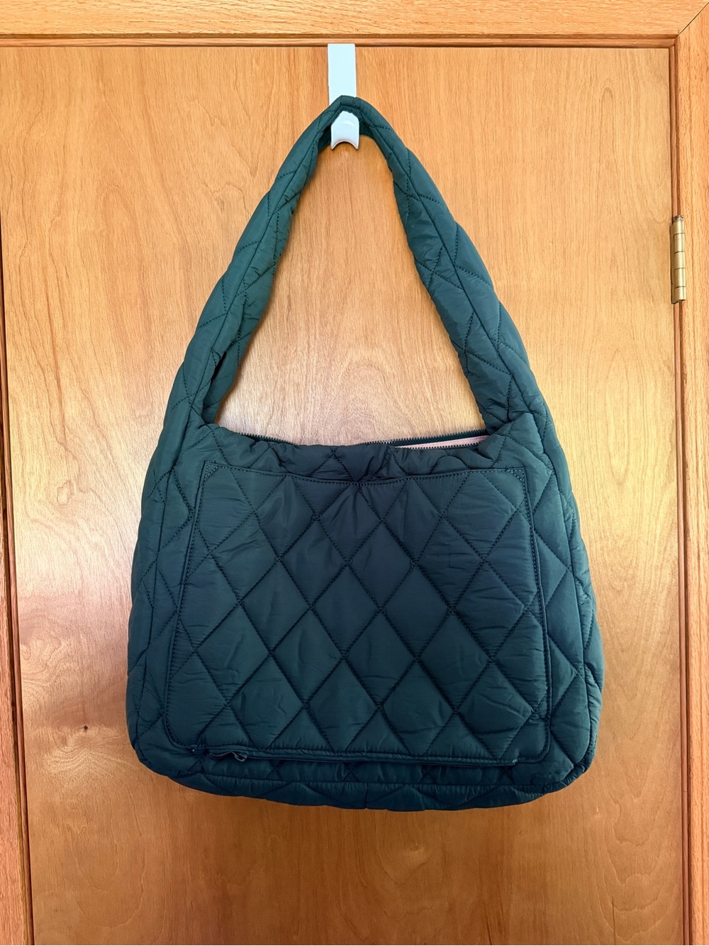 Poppy & Peonies Haul It in Forest Green - Picture 2 of 9
